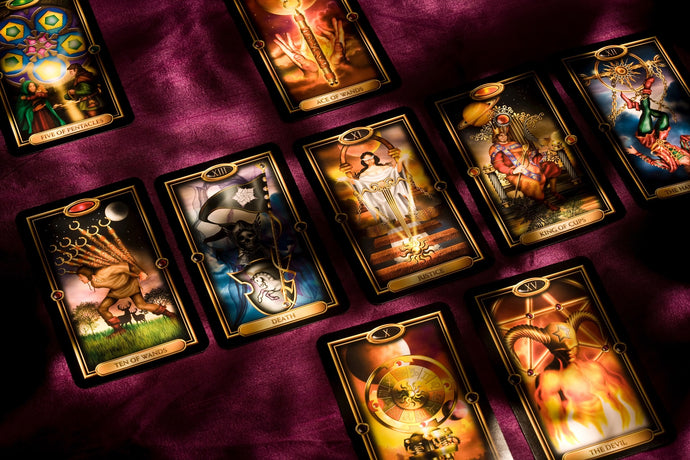 What is Tarot Card Reading ?